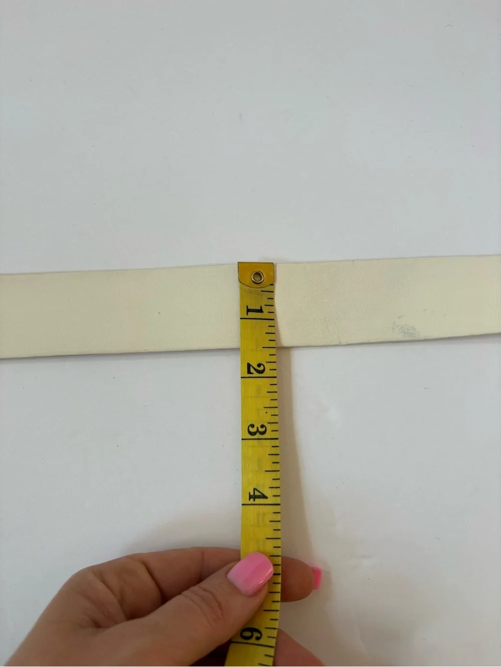 Travis‎ Mathew Icon Logo Belt White Leather Golf Casual L/XL Career Academia